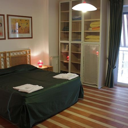 Tourist House Roma Aparthotel ภายนอก รูปภาพ