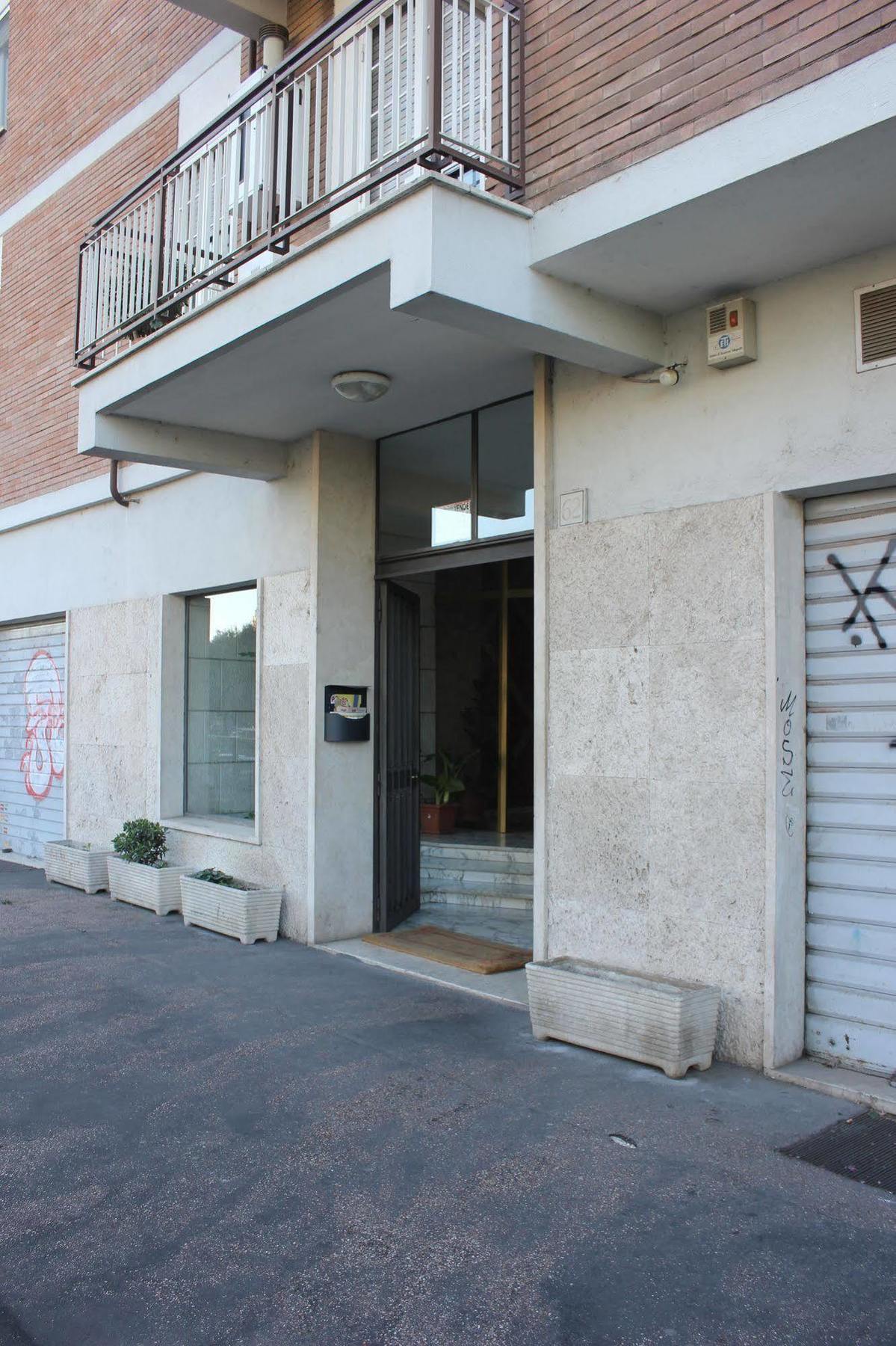 Tourist House Roma Aparthotel ภายนอก รูปภาพ